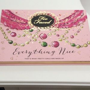 Too Faced Everything Nice Holiday Palette